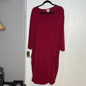 Thyme red, SZ 3X, made in USA, lagoon look, pockets, long sleeve modest, layer